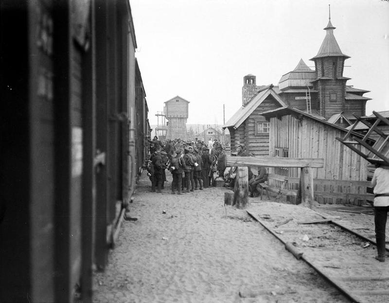 1919. Karhumäki