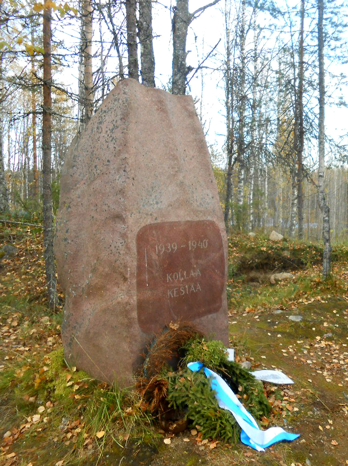 10. lokakuuta 2015. Kollasjärvi. Muistopatsas "Kollaa Kestää. 1939-1940"